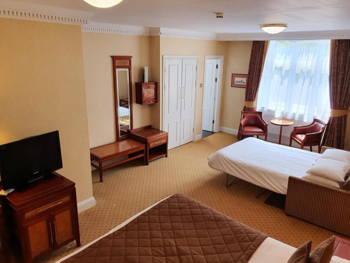 Triple Room,1678630295:JPEG